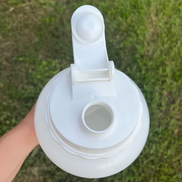 White hydro jug - Picture 2 of 3